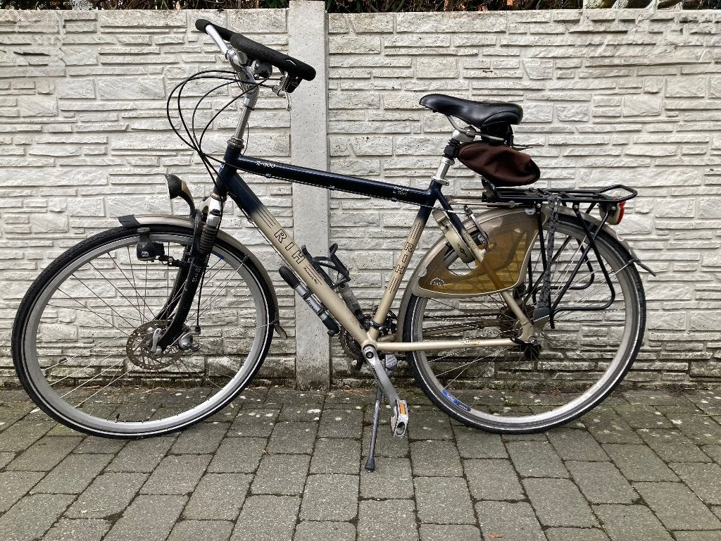 Damesfiets en herenfiets merk RIH, Ophalen, Zo goed als nieuw, Overige merken, Versnellingen
