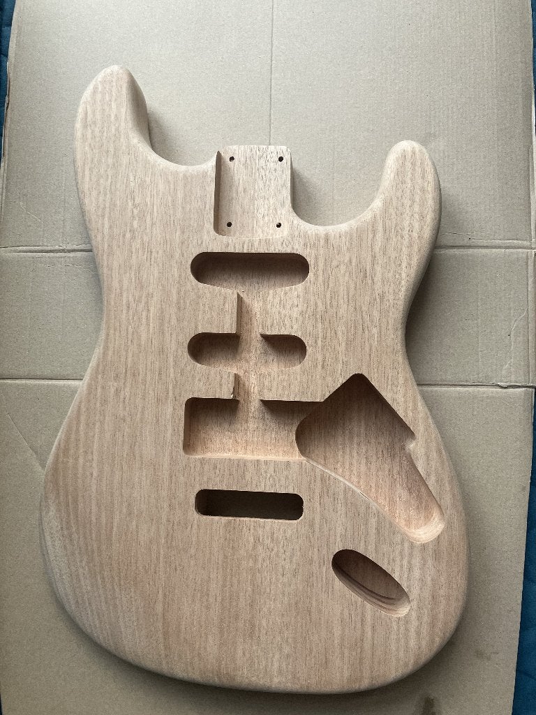 Carrosserie HSS Stratocaster, Musique & Instruments, Enlèvement ou Envoi, Neuf, Guitare électrique