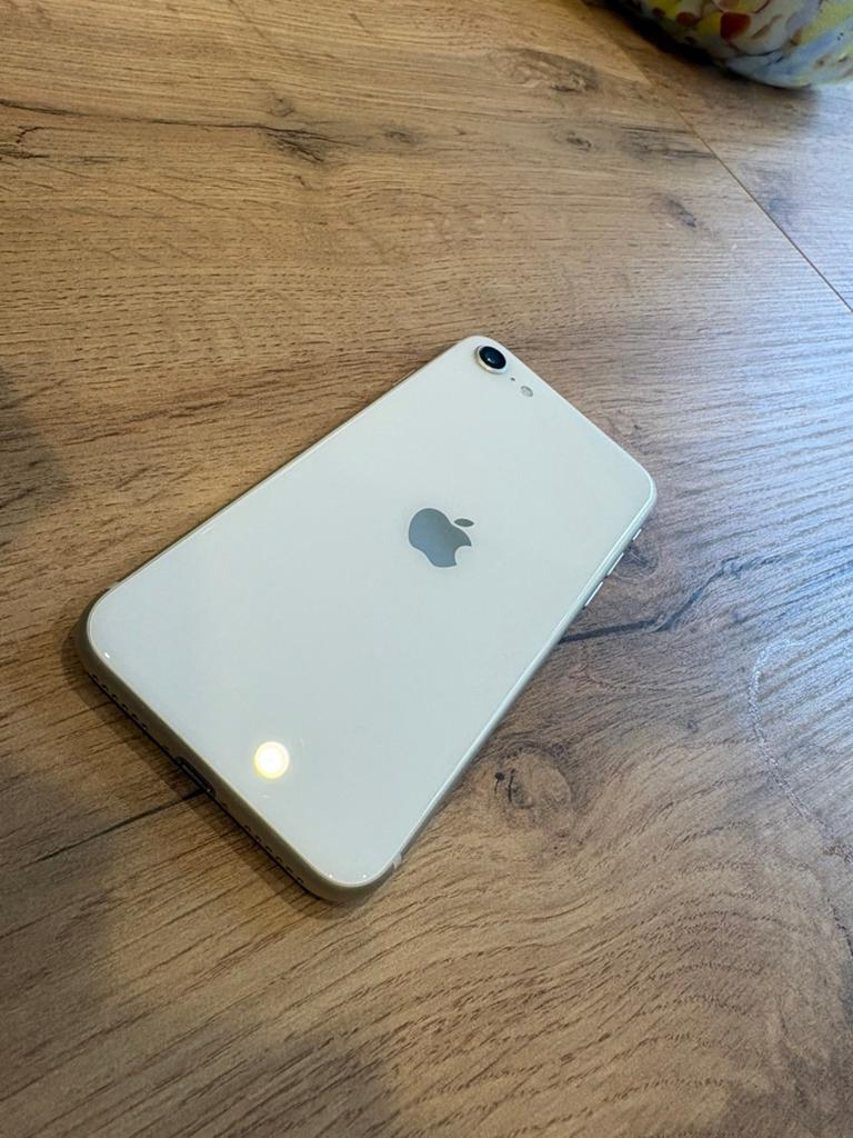 iPhone SE 2022 (3e generatie), Ophalen, Wit, IPhone SE (2022)