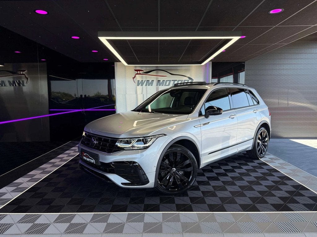 Volkswagen Tiguan Tiguan 2.0 TDI SCR 4Motion R-Line DSG // P, Autos, Argent ou Gris, Achat, Euro 6, Entreprise