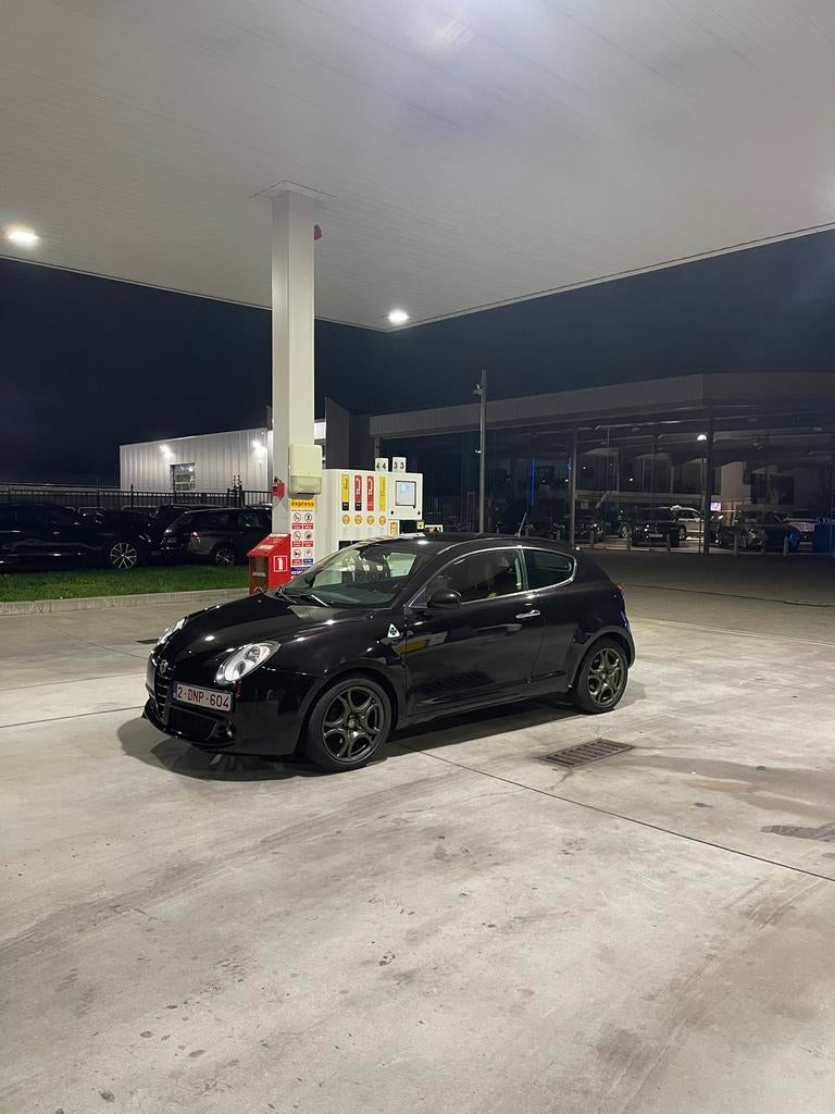 Alfa Romeo MiTo 1.4 MultiAir 135pk, Auto's, 100 kW, 4 cilinders, Zwart, Leder