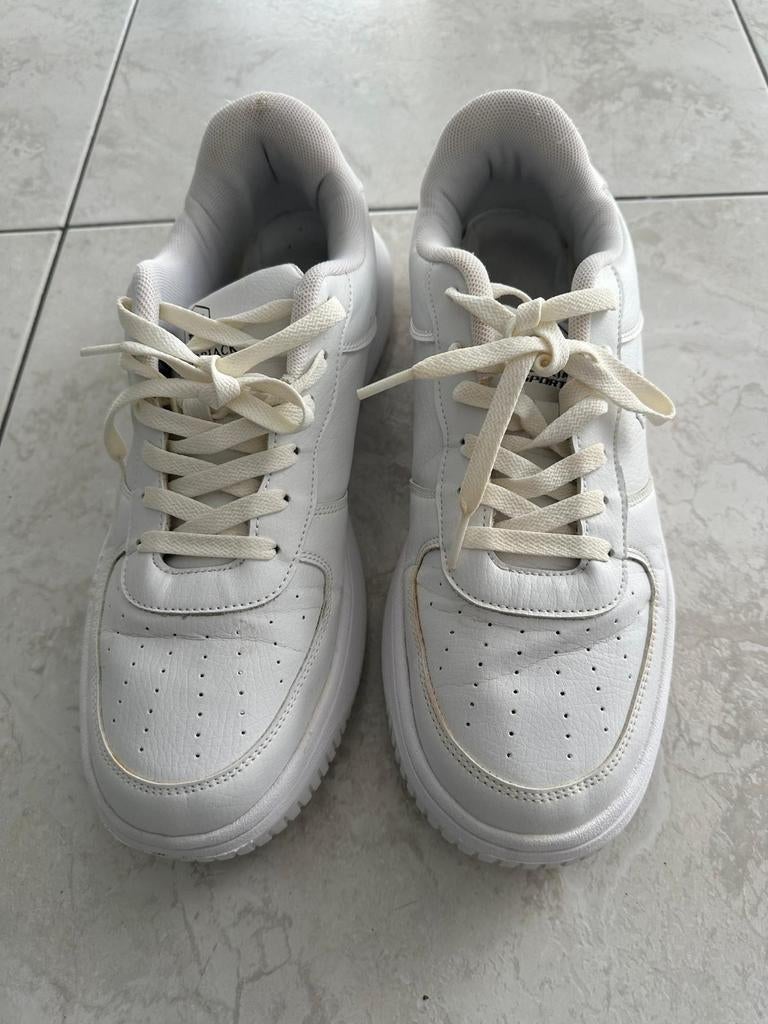 Sneakers Dsquared2 Blanches – Bon État / Légèrement Jaunies, Vêtements | Hommes, Chaussures, Chaussures de marche, Enlèvement