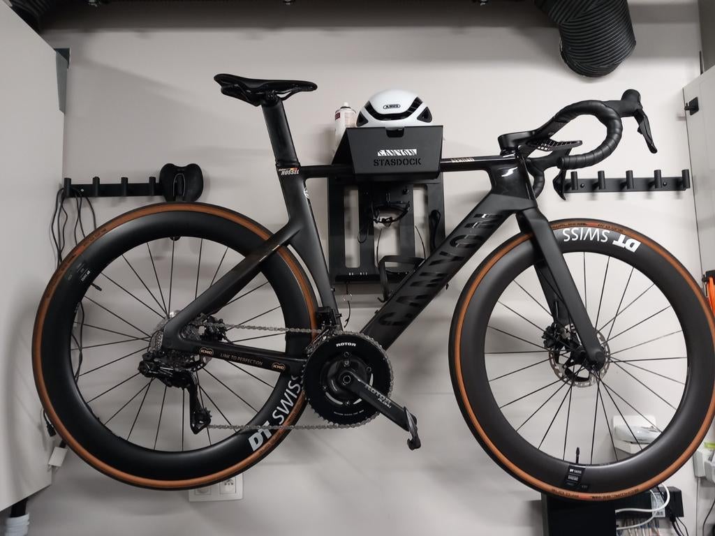 Topfiets aeroad cfr dura ace di2   nieuwprijs 9750 euro, Fietsen en Brommers, Elektrische fietsen, Ophalen