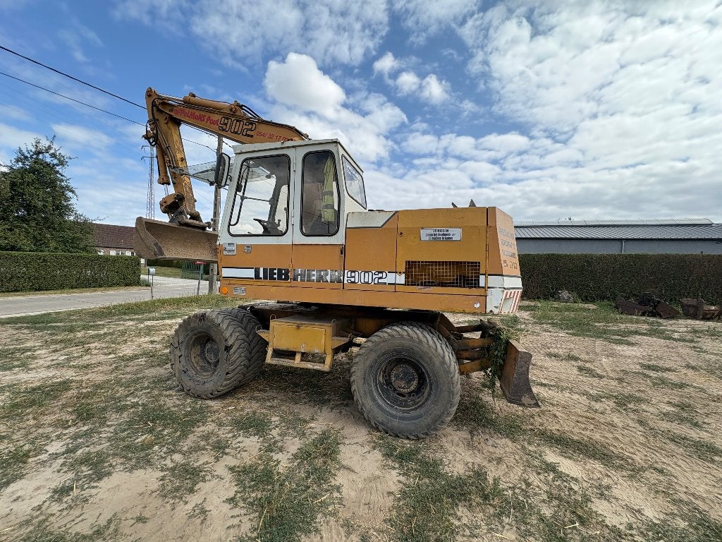 Bandenkraan liebherr graafmachine 16ton, Zakelijke goederen, Ophalen, Graafmachine