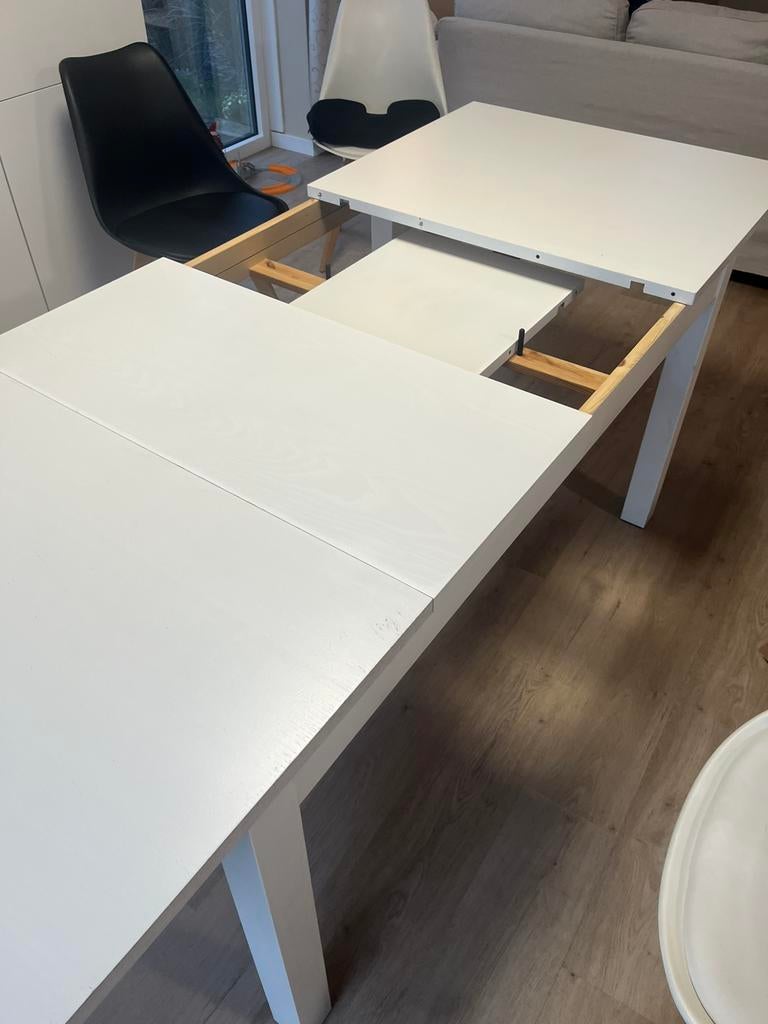 A vendre table de salle à manger, Maison & Meubles, Tables | Tables à manger, Enlèvement, Comme neuf