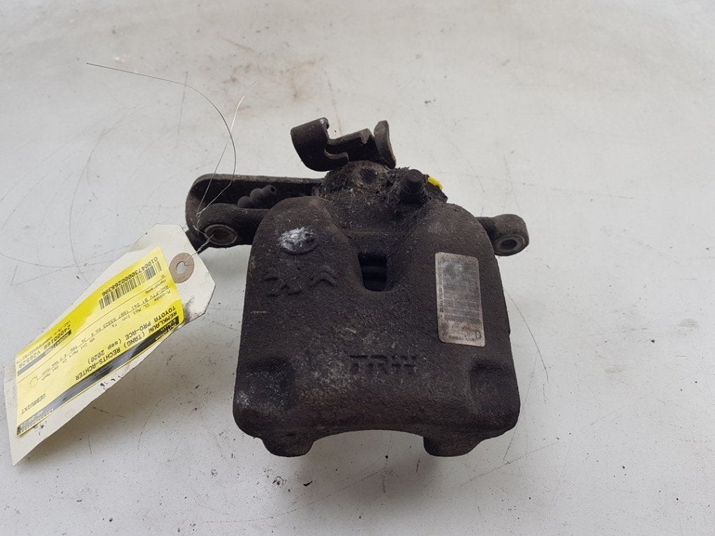 REMKLAUW RECHTS ACHTER Toyota ProAce (01-2016/04-2025), Gebruikt, Postoffice@zf.com, Löwentaler Straße 20
88046  Friedrichshafen, DE