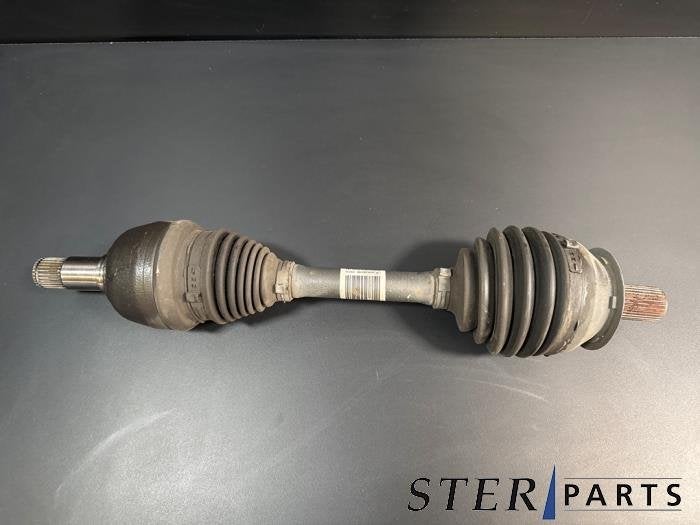Arbre de transmission avant gauche d'un Mercedes A-Klasse, Autos : Pièces & Accessoires, 3 mois de garantie, Utilisé, -, -