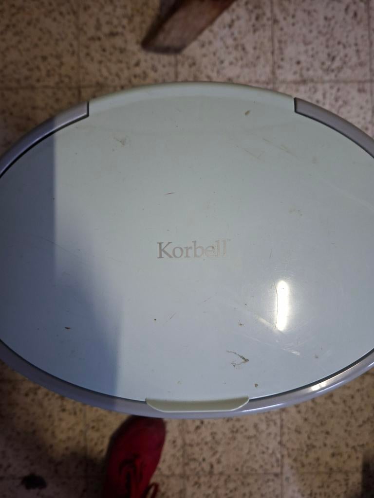 Poubelle à langes Korbell grise, Enlèvement