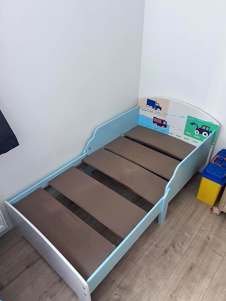Peuterbed zonder matras, Ophalen, Gebruikt