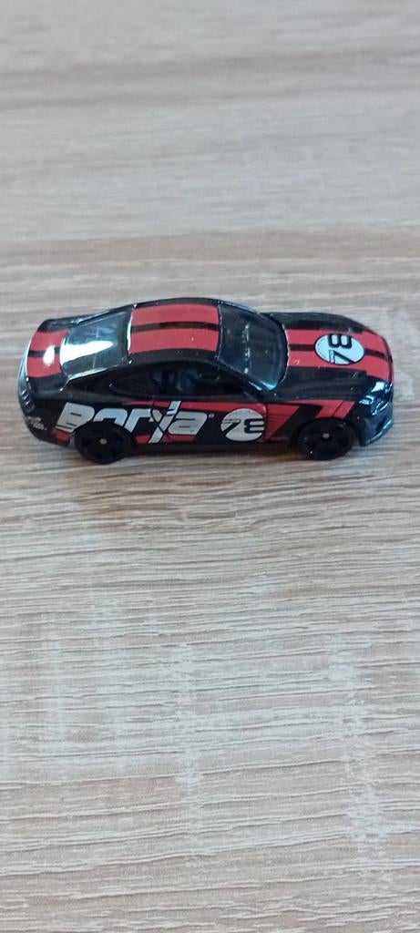 Ford Mustang échelle 1/64, Enfants & Bébés, Enlèvement ou Envoi, Neuf