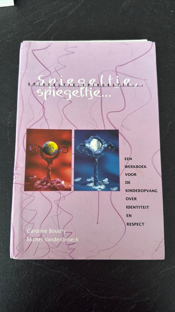 C. Boudry - Spiegeltje, spiegeltje, Boeken, Ophalen of Verzenden, C. Boudry; M. Vandenbroeck