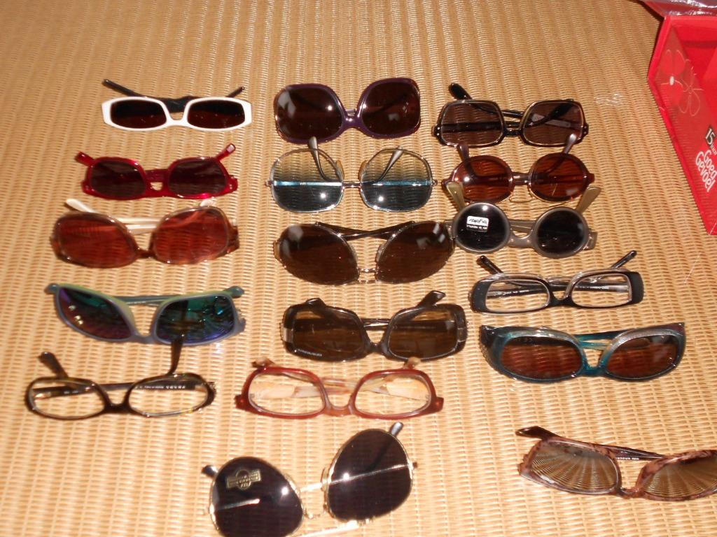 zonnebrillen prada - armani - Superdry - ..., Ophalen of Verzenden