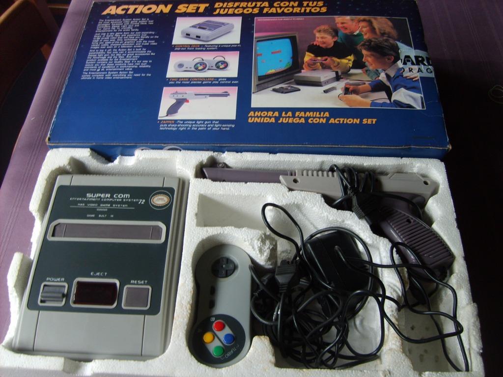 Console-actieset met joystick en vintage geweer, Games en Spelcomputers, Spelcomputers | Nintendo Wii, Zo goed als nieuw, Ophalen of Verzenden