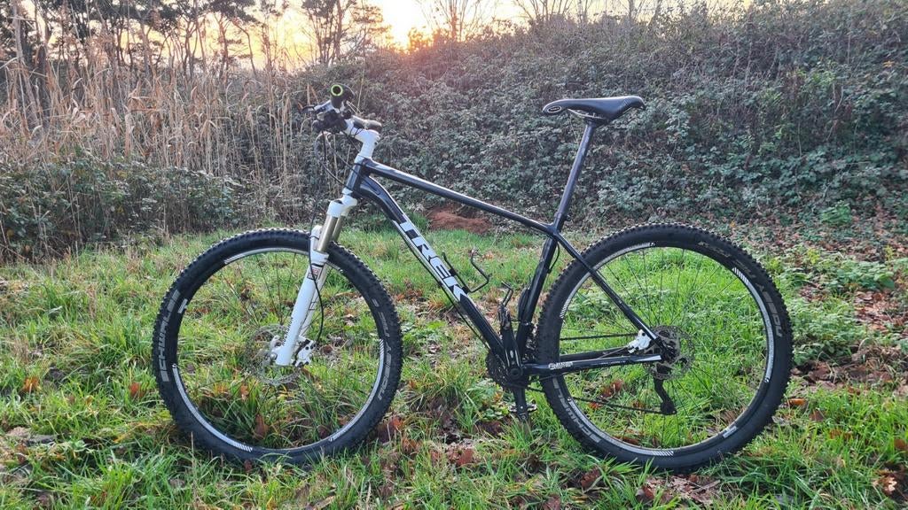 Trek MTB Superfly 5 taille 19,5 pouces en bon état avec de n, Enlèvement, Hommes, Trek, VTT semi-rigide