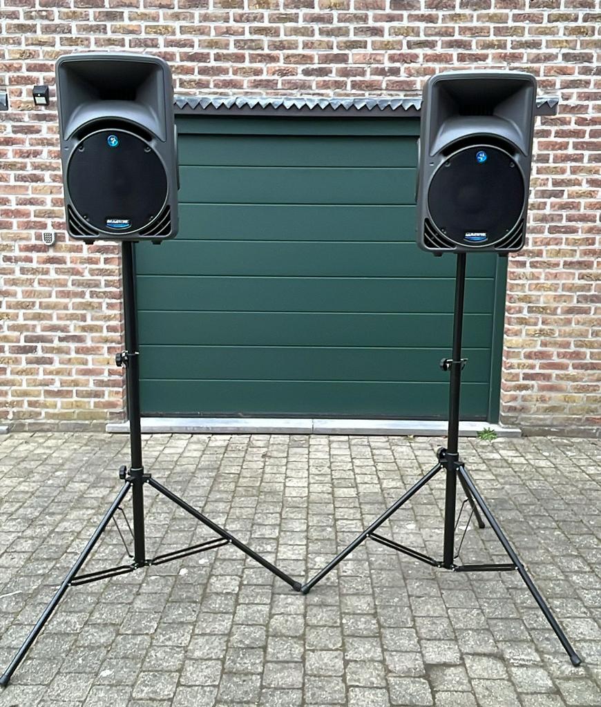 Luidsprekers Mackie SRM 450, Enlèvement