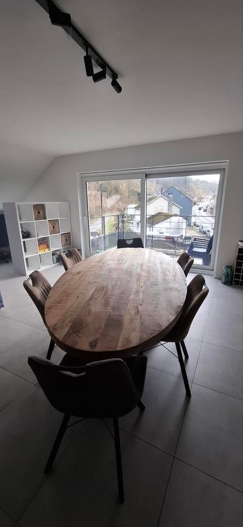 Table salle à manger bois accacia-longueur 2,4 m, Comme neuf, 100 à 150 cm, Enlèvement, 200 cm ou plus