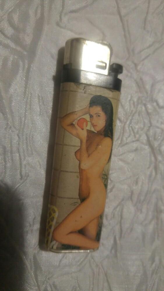 Vintage Briquet Aansteker Serie Femme Japan k-16 vide, Enlèvement ou Envoi, Utilisé, Briquet
