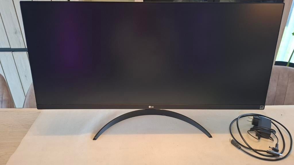 Computerscherm lg, Enlèvement, HD, HDMI, Inclinable