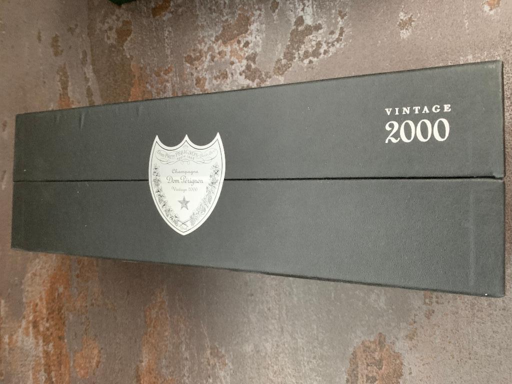 2 Dom Perignon-champagnes 1990/2000 dozen, Ophalen, Frankrijk, Vol, Champagne