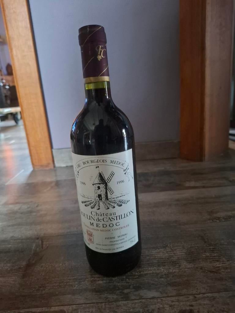 Bouteilles de vin 4 exemplaires, Neuf, France, Vin rouge