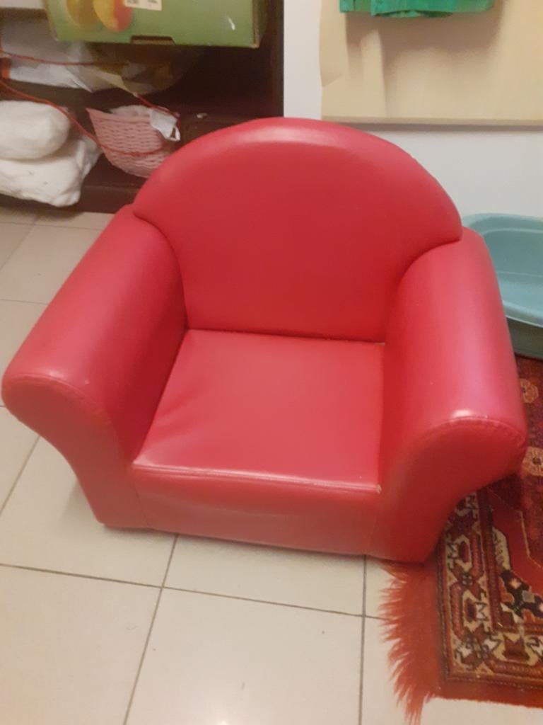 Fauteuil enfant simili cuir, Enlèvement, Utilisé