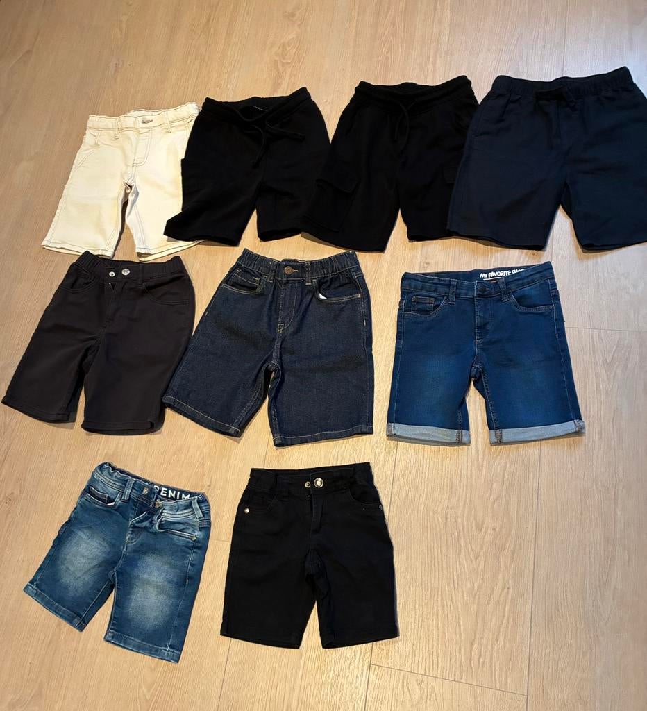 9 korte broeken jongen maat 92 tot 122 20€, Enlèvement, Comme neuf, Garçon