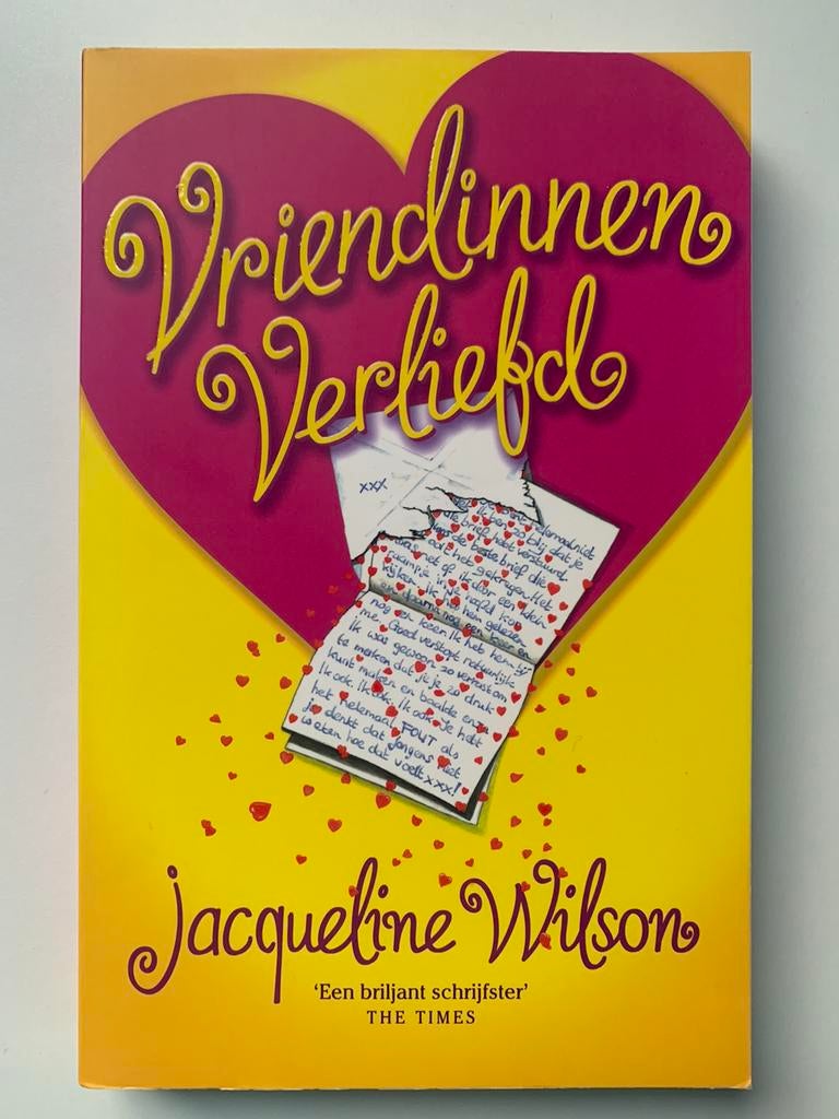 Jacqueline Wilson - vriendinnen Verliefd, Jacqueline Wilson, Ophalen of Verzenden, Zo goed als nieuw