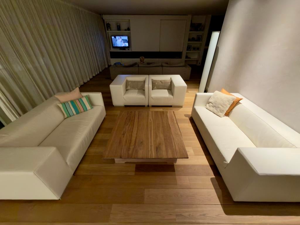 Wit salon (stierenleer) + grote salontafel, Ophalen, Gebruikt, 150 tot 200 cm, 75 tot 100 cm