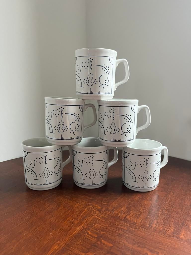 6 mugs mokken distri Boch Copenhague Seca, Antiquités & Art, Antiquités | Services (vaisselle) pièces, Enlèvement ou Envoi