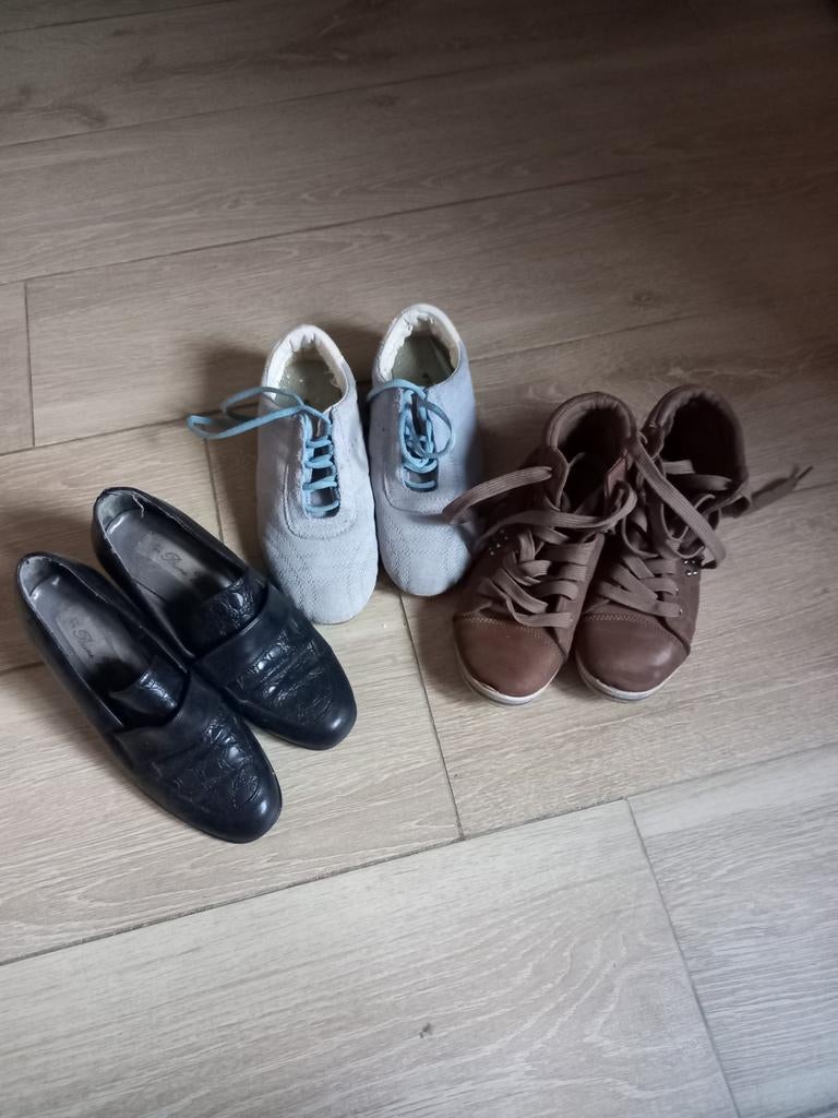 Lot de 3 paires de chaussures, Ophalen