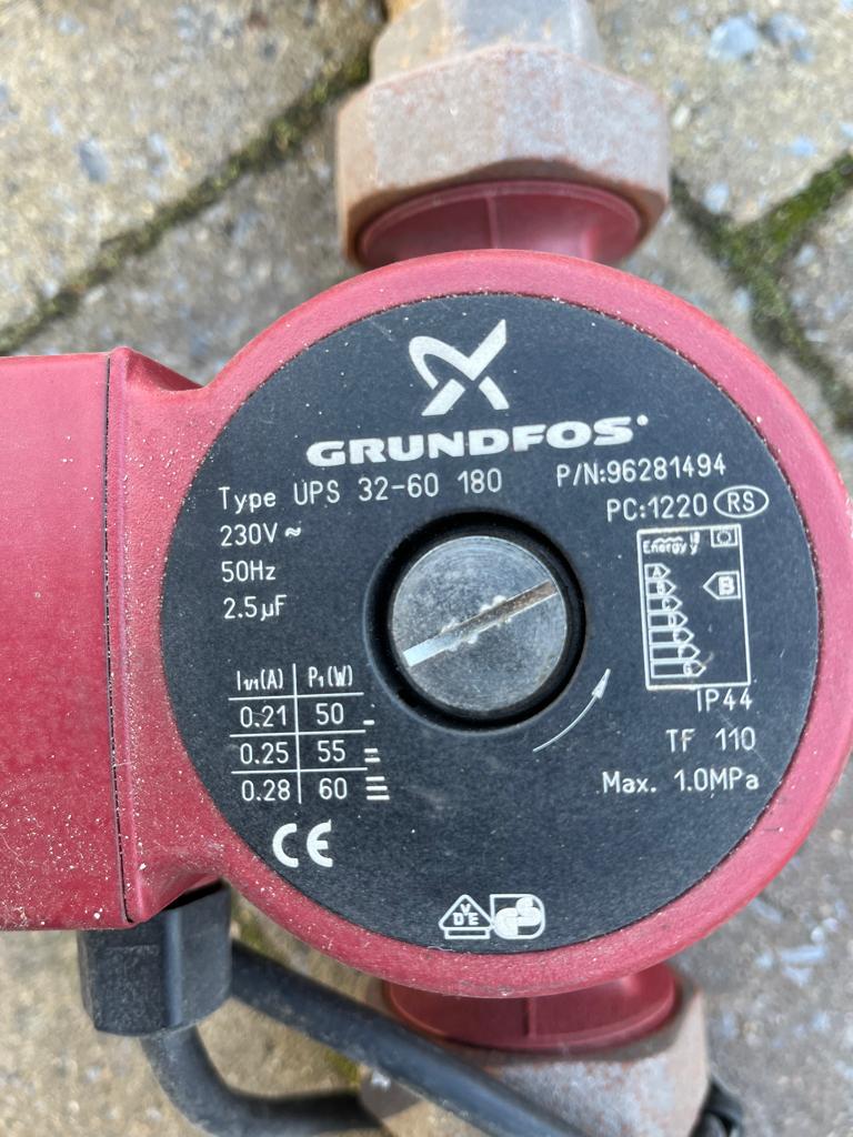 Grundfos UPS 32/60 180 circulatie pomp CV, Enlèvement, Utilisé, Moins de 200 watts, Chaudière CC ou Chaudière combinée