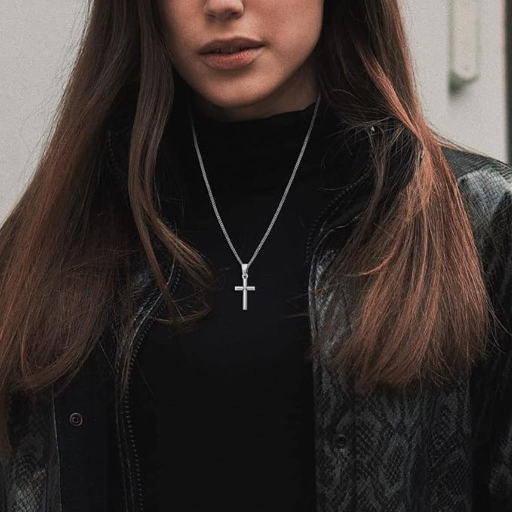 Collier avec pendentif croix de Murtoo, Neuf, Enlèvement ou Envoi, Croix ou Symbole, Autres matériaux