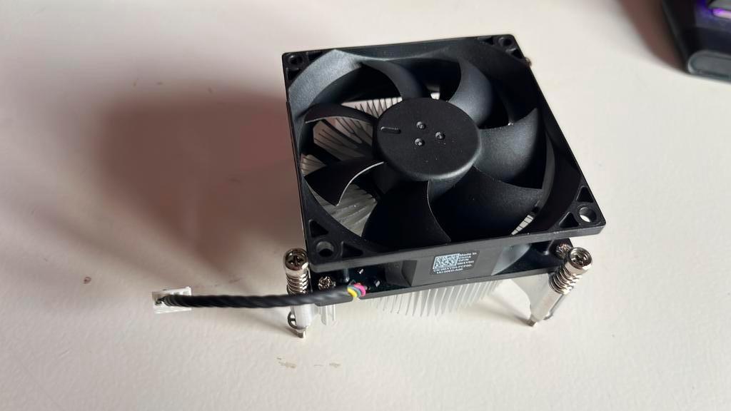 Alienware Aurora R13 CPU heat sink + fan, Informatique & Logiciels, Enlèvement ou Envoi, Utilisé