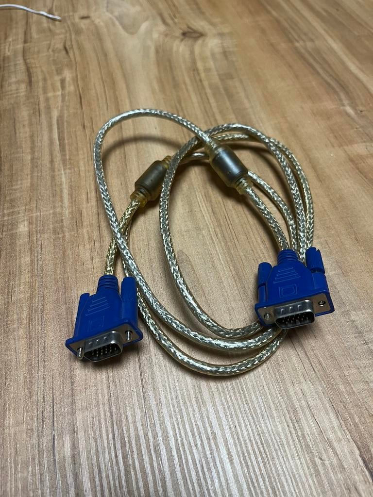 VGA Kabel, Computers en Software, Pc- en Netwerkkabels, Ophalen of Verzenden, Zo goed als nieuw