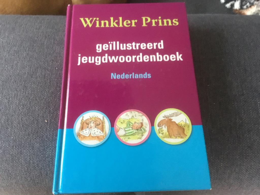 Winkler Prins Geïllustreerd Jeugdwoordenboek (BK2), Boeken, Woordenboeken, Ophalen of Verzenden, Zo goed als nieuw, Nederlands