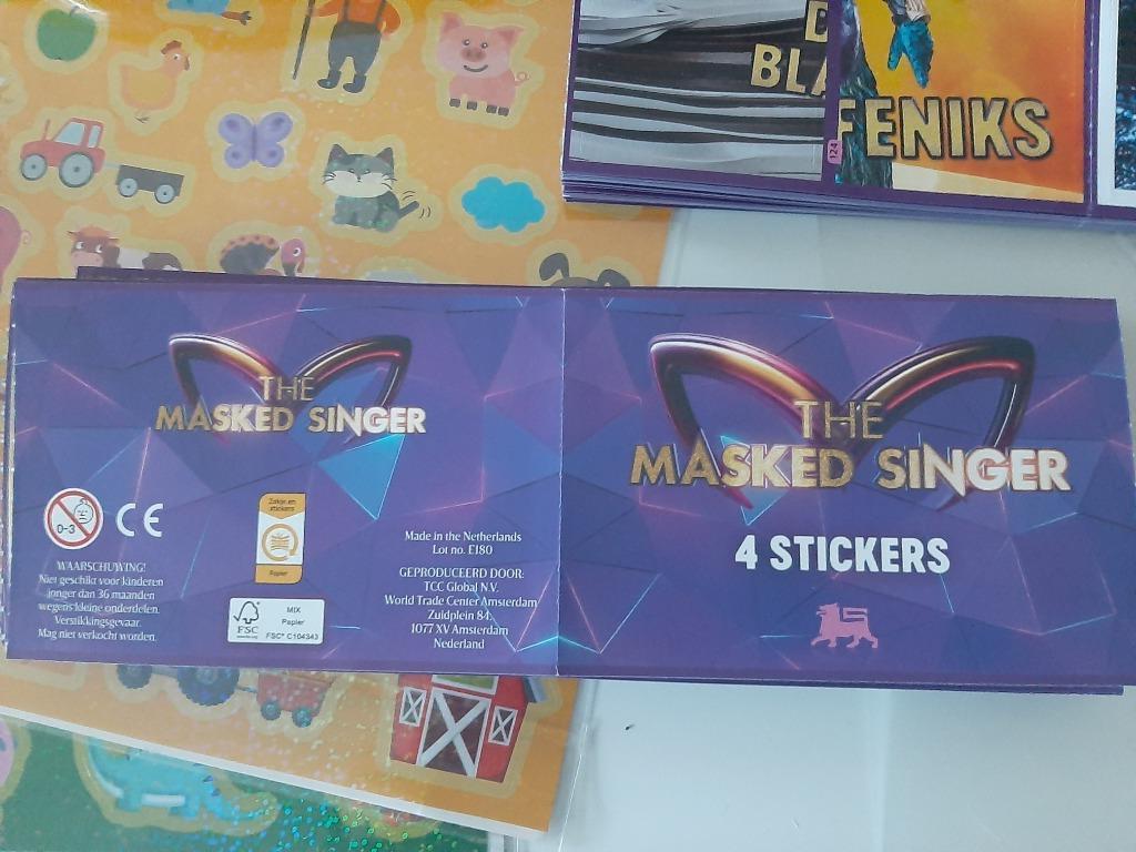 VTM Delhaize The Masked Singer (2024) stickers vele dubbels, Overige supermarkten, Ophalen of Verzenden