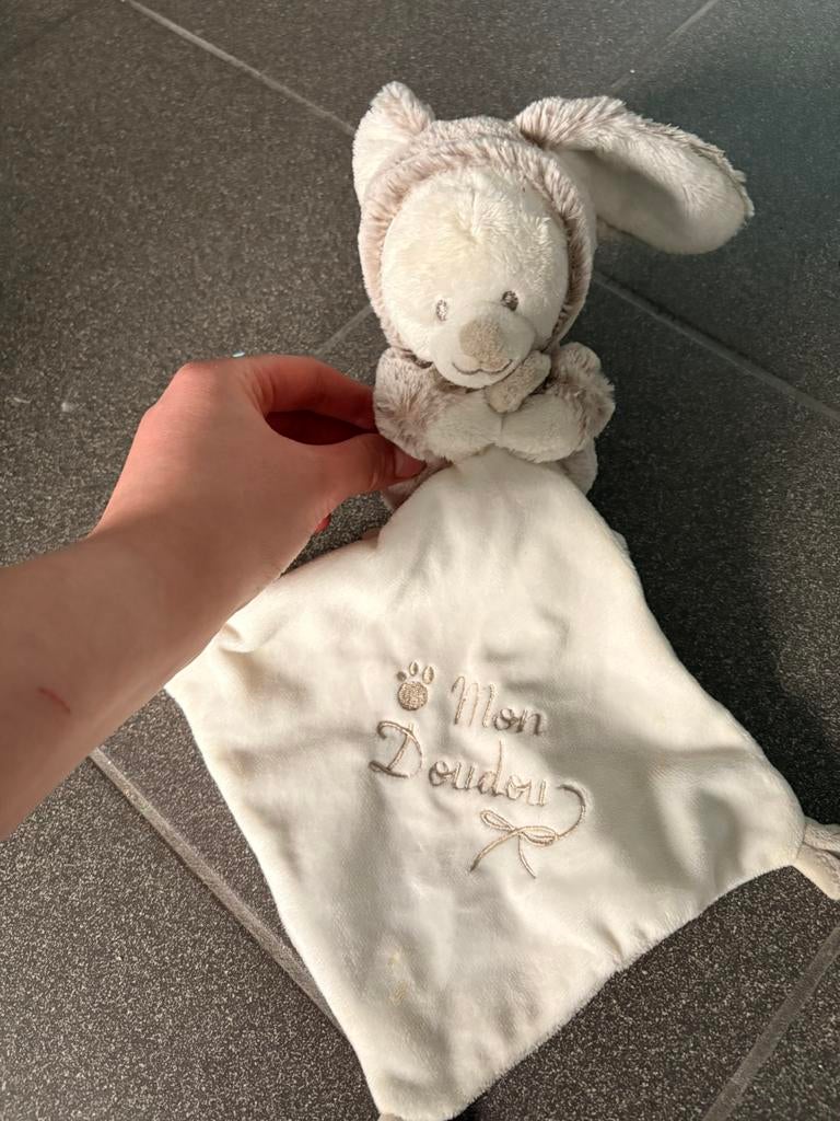 Baby knufel, Kinderen en Baby's, Speelgoed | Knuffels en Pluche, Ophalen of Verzenden, Zo goed als nieuw