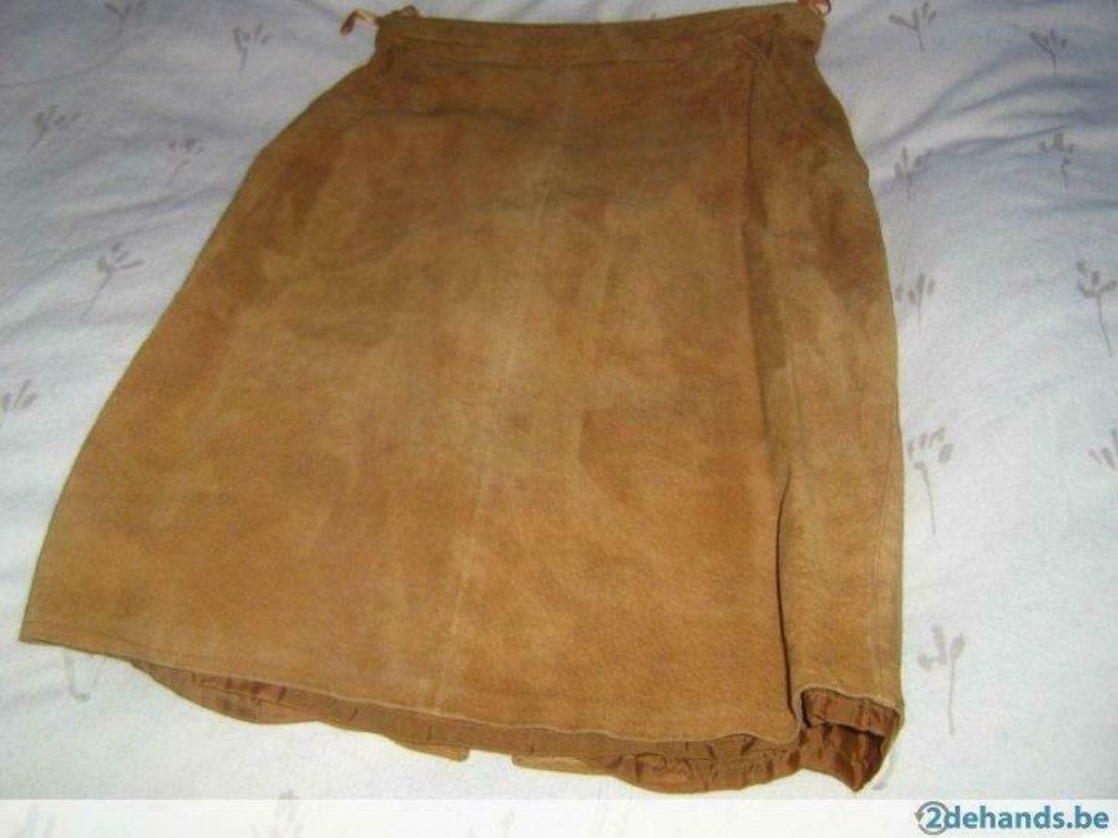 jupe marron en daim - taille 36 - longueur 54 cm, Enlèvement ou Envoi, Porté, Taille 36 (S), Brun