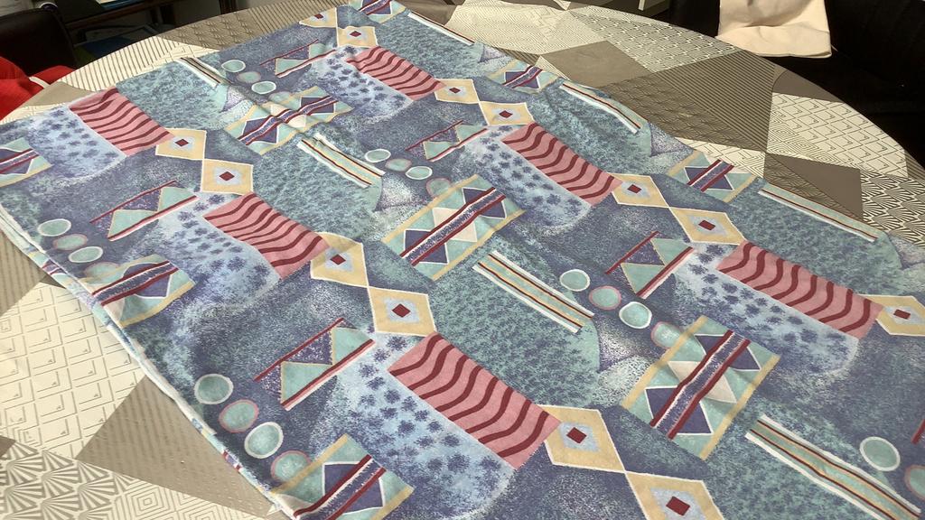 Dekbedovertrek en sloop. Grafisch design. Éénpersoonsbed., Gebruikt, Eenpersoons, Blauw, Dekbedovertrek