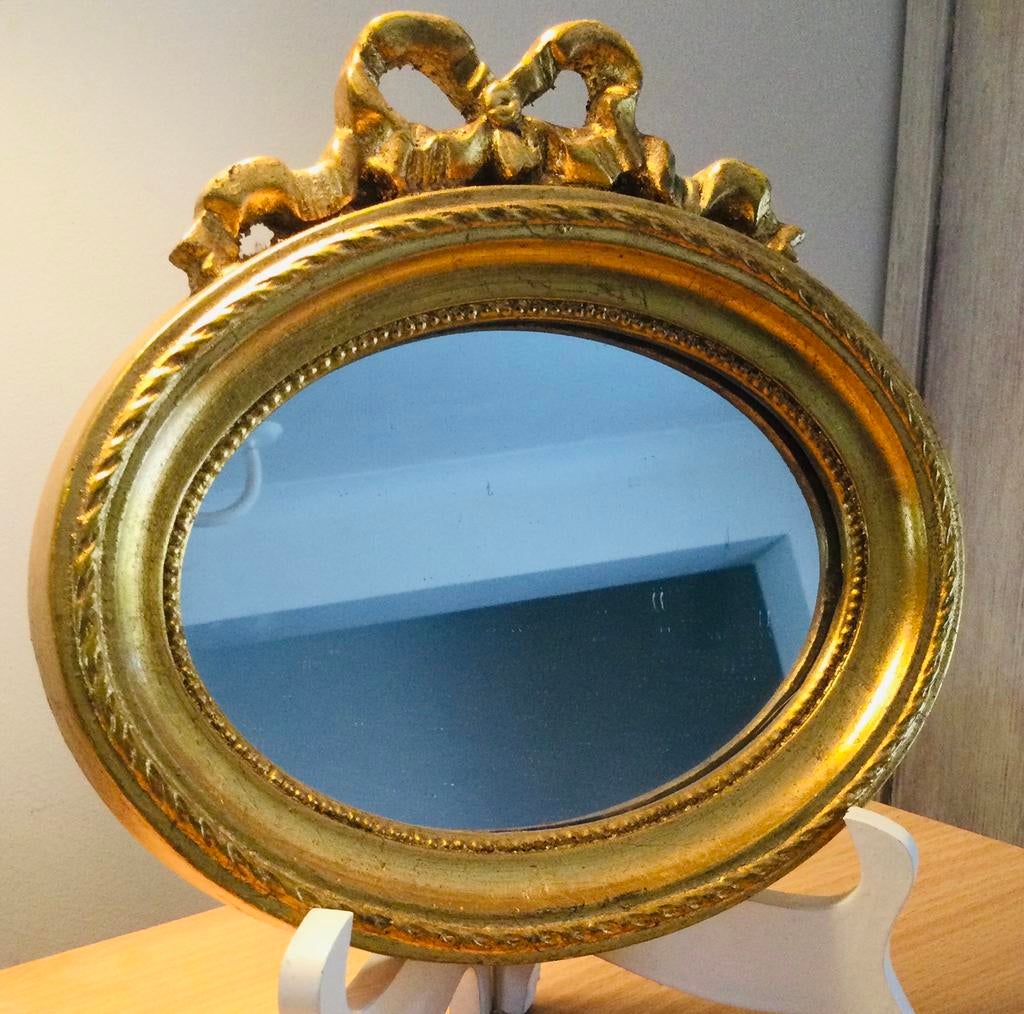 Adorable miroir ovale ancien, Ovaal