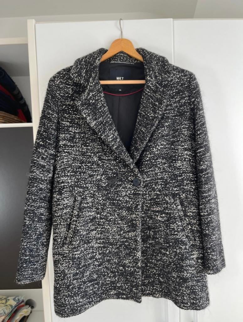 Manteau d'hiver noir MKT studio, Vêtements | Femmes, Vestes | Hiver, Taille 38/40 (M), Enlèvement ou Envoi, MKT studio, Porté