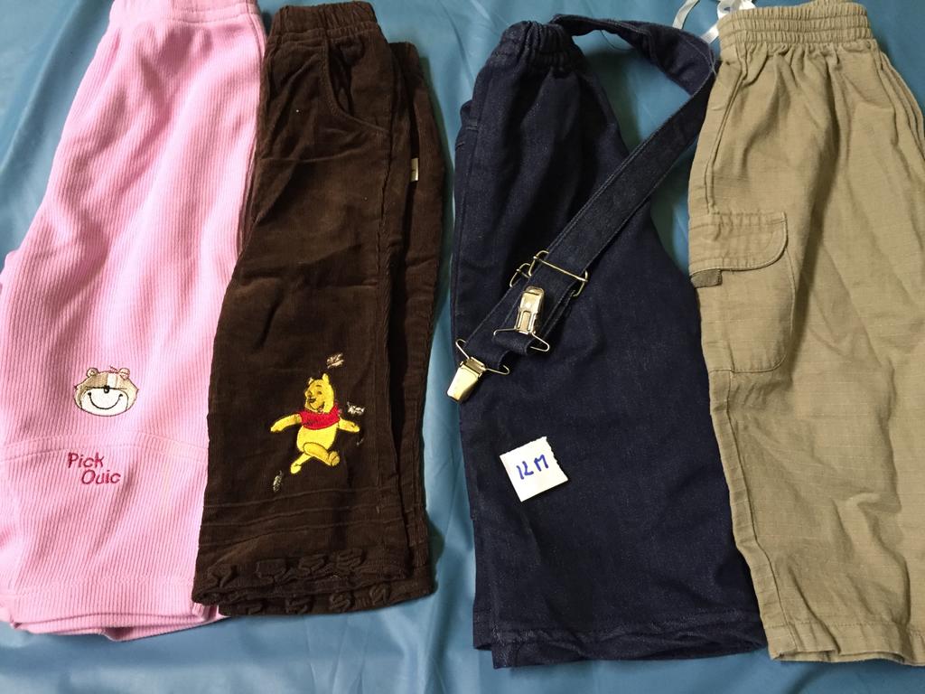 Lot de 90 Vêtements fille enfant  de 0 à 18 mois