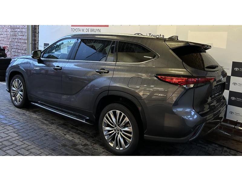 Toyota Highlander Dynamic Plus, Autos, Toyota, https://public.car-pass.be/vhr/1ae2497d-0b51-4829-9d56-21c37513d29a, Argent ou Gris