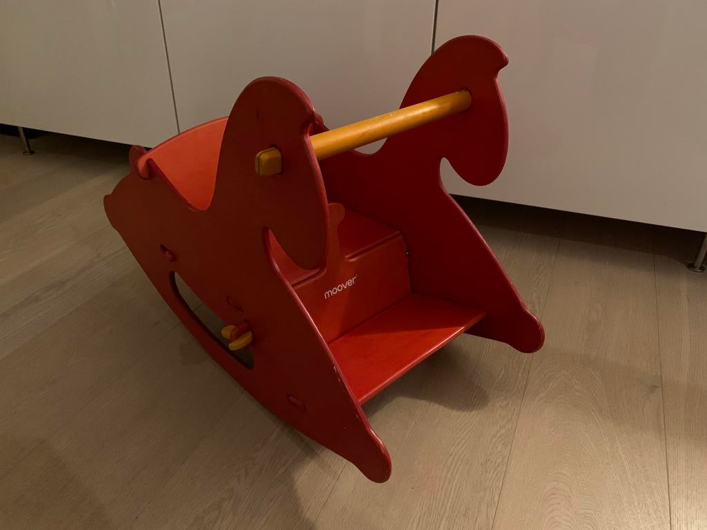 Houten Hobbelpaard Moover rood, Enlèvement, Comme neuf
