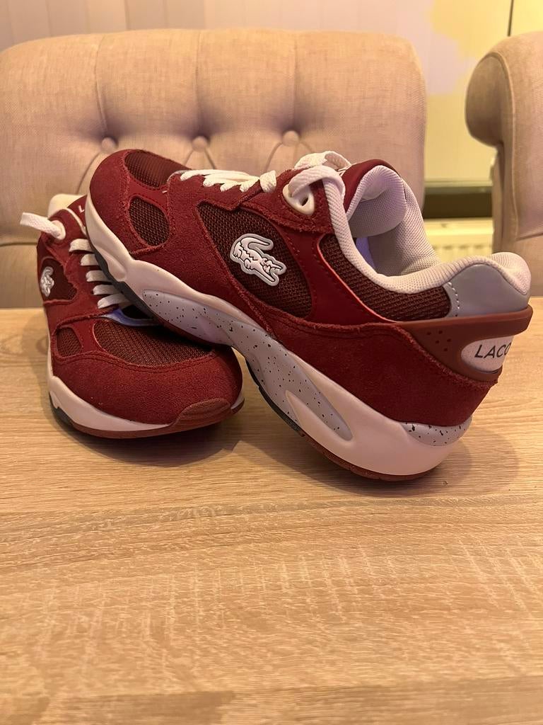 Lacoste Sneakers - Bordeaux Rood - Maat 42, Envoi, Comme neuf, Baskets
