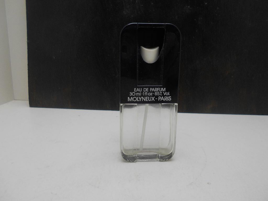 ancien parfum vide Quartz Molyneux 30 ml, Collections, Enlèvement ou Envoi, Utilisé, Bouteille de parfum