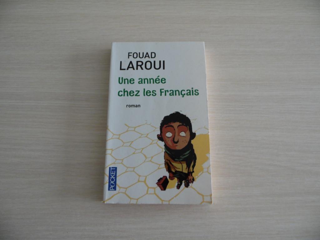 UNE ANNÉE   CHEZ LES FRANÇAIS       FOUAD   LAROUI, Livres, Fouad Laroui, Enlèvement ou Envoi, Comme neuf, Reste du monde