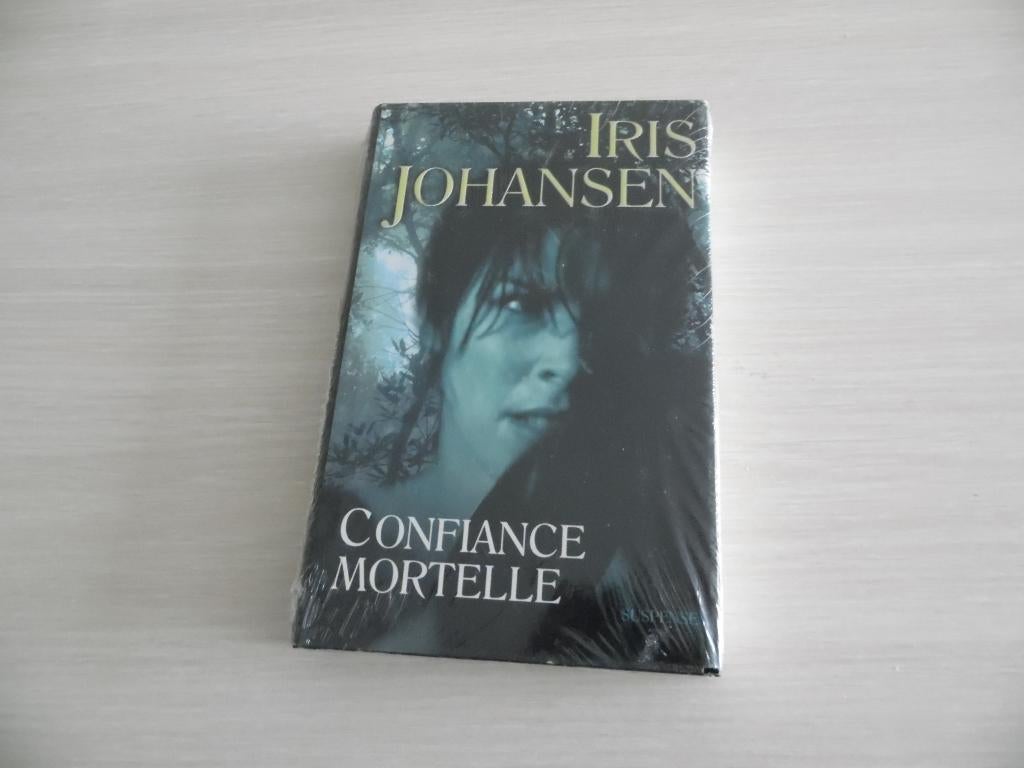 CONFIANCE MORTELLE IRIS JOHANSEN     NEUF SOUS BLISTER, Enlèvement ou Envoi, Comme neuf, Iris Johansen, Amérique