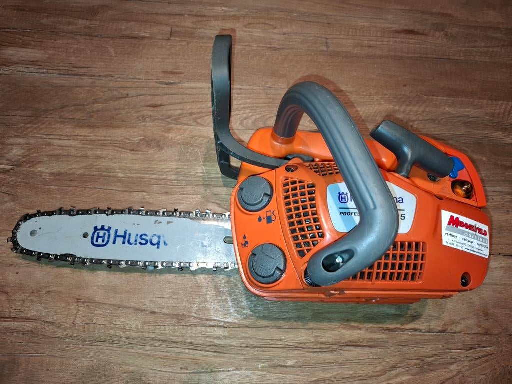 Scie à chaîne Husqvarna T525 à manche supérieur, Envoi