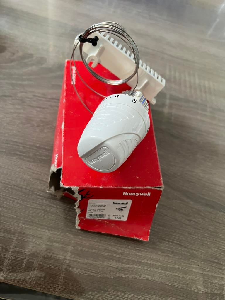 Vanne thermostatique avec bulbe HONEYWELL, Bricolage & Construction, Enlèvement, Comme neuf